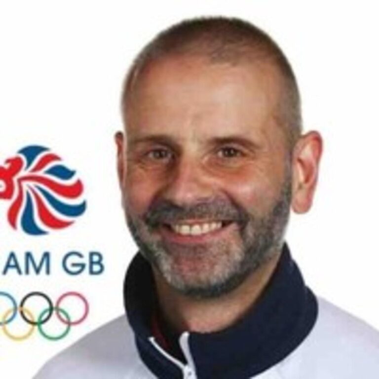 Chris Tomlinson